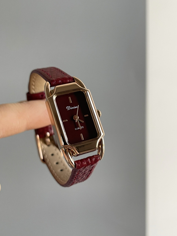Dinimi Niche Antique Ancora punane käekell naistele 2025. aasta uus saabumine kerge luksuslik vintage päris vööga naiste käekell