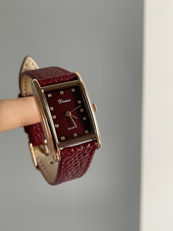 Dinimi Niche Antique Ancora punane käekell naistele 2025. aasta uus saabumine kerge luksuslik vintage päris vööga naiste käekell