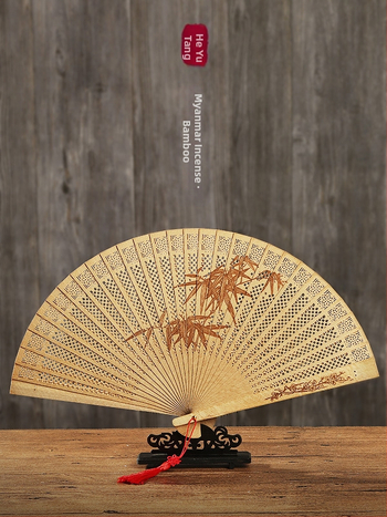 61K3 Ανεμιστήρας, Δώρο από σανταλόξυλο, Αρχαίο στυλ κομμένης χειροτεχνίας, Ξύλινος ανεμιστήρας, Πτυσσόμενος ανεμιστήρας, Θηλυκός ανεμιστήρας από αρωματικό ξύλο Maine