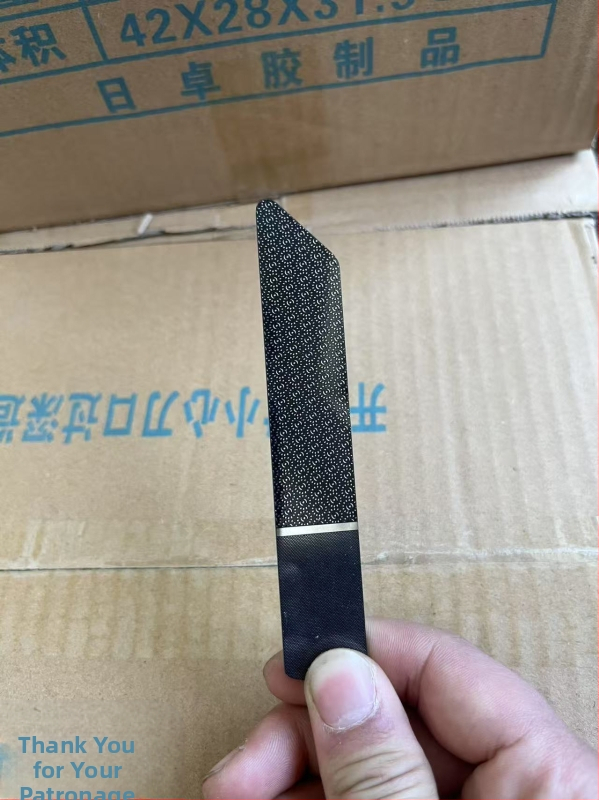 Jaapani jalakoorija Nano päris klaasist musta tehnoloogiaga maagiline kooriv ühekordne väljund ilma pakendita plastkarbis pakend