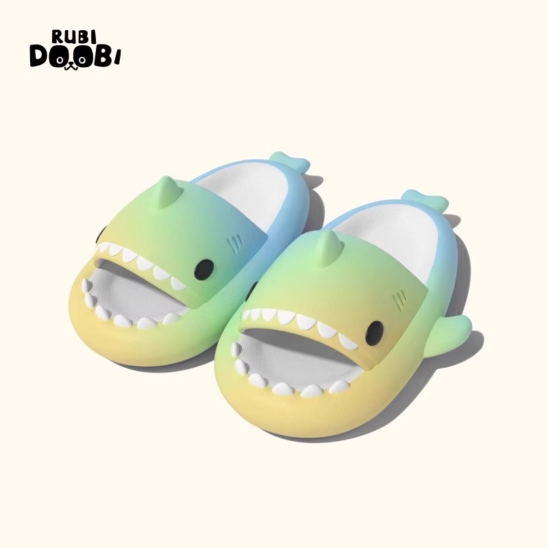 Rūpnīcas veikala haizivs bērnu čības meitenēm vasaras jauki vīrieši iekštelpu vannas neslīdošas bērnu sandales sieviešu apavi sandales