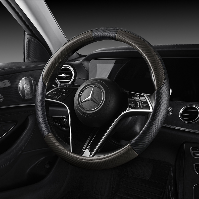 Sobib Mercedes-Benzi uue C-klassi Alcantari auto roolikatte ja libisemisvastase sisemusega roolikattega