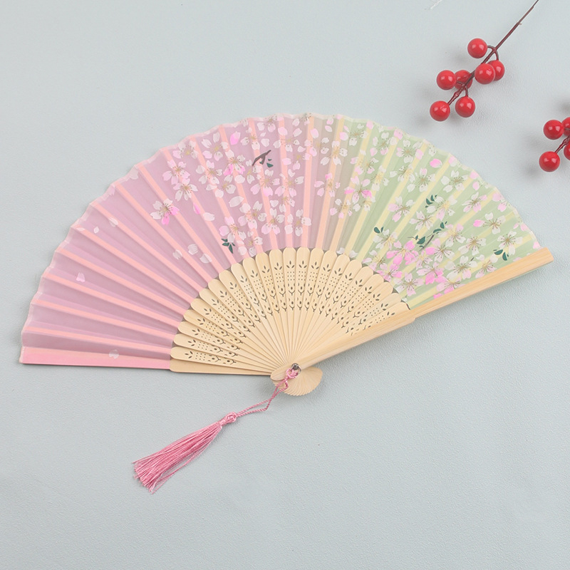 Jaapani kokkupandav lehvik antiikne Hiina antiikne pika käepidemega siidist riidest lehvik meisterdamise kingitus kaks rohelise tantsu lehviku tehas hulgimüük