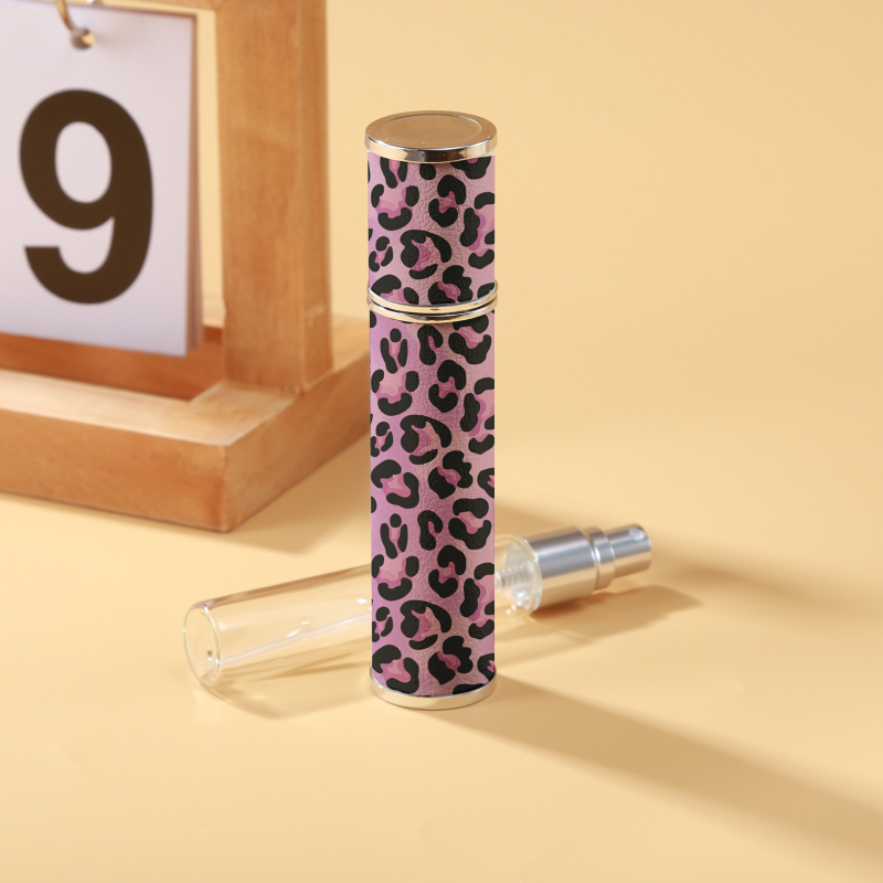 10 ml ėriuko odos vintažinio rašto odinis kvepalų buteliukas su spausdintu aukštos klasės nešiojamu kelioniniu purškimo buteliuku