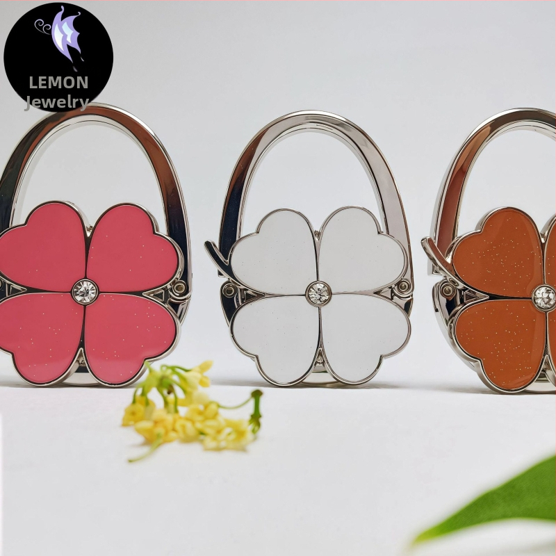 Export elektronického obchodu Nové gadgety Maľované olejom maľované štvorlístkové ďateliny Okrúhle značkové háčiky na kabelky Háčik na zavesenie kabelky