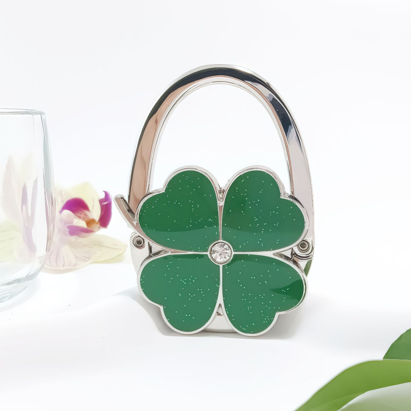 E-kaubanduse eksport Uute vidinate värvitud õlivärviga neljaleheline ristik ristik ümmargune brändi käekott konksuga käekoti rippuv