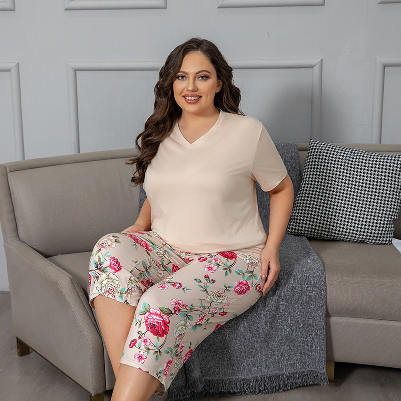 2025. aasta uus Amazon TEMU piiriülene eripakkumine plahvatuste jaoks. Lühikeste varrukatega kärbitud püksid ja paksud naiste pidžaamaülikonnad.