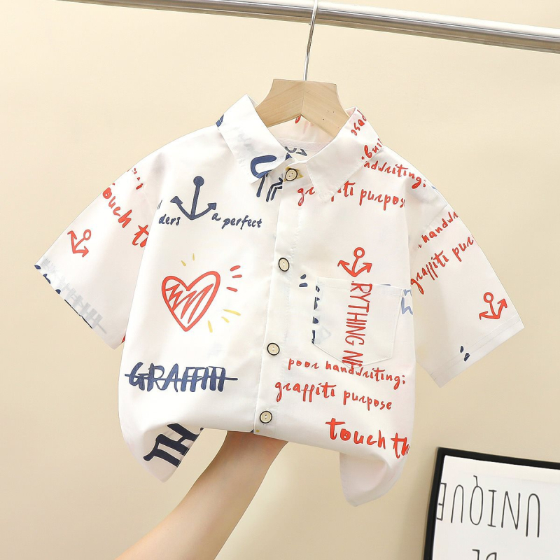 Lasterärgid, poiste suvised lühikeste varrukatega Hongkongi stiilis topid, poistele ja beebidele 2025. aasta uued trendikad ja nägusad tänavasärgid