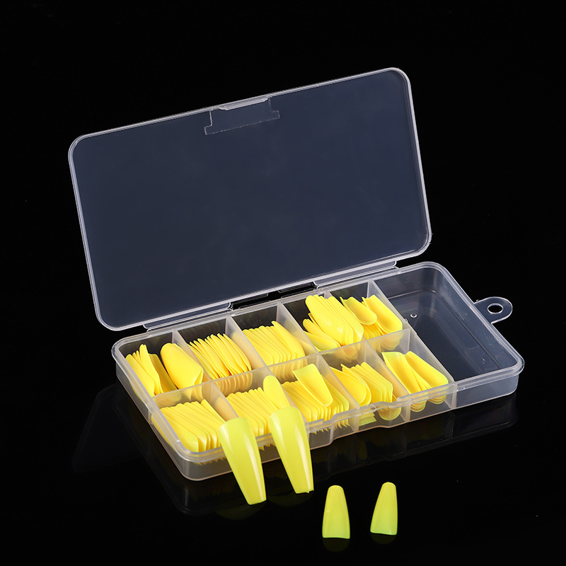 Punane ühevärviline balletisoomus 100 lk, karp pikk, punane, lilla, trapetsikujuline, kirstuga kunstküüned