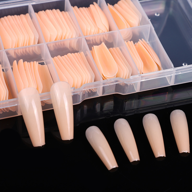 Punane ühevärviline balletisoomus 100 lk, karp pikk, punane, lilla, trapetsikujuline, kirstuga kunstküüned