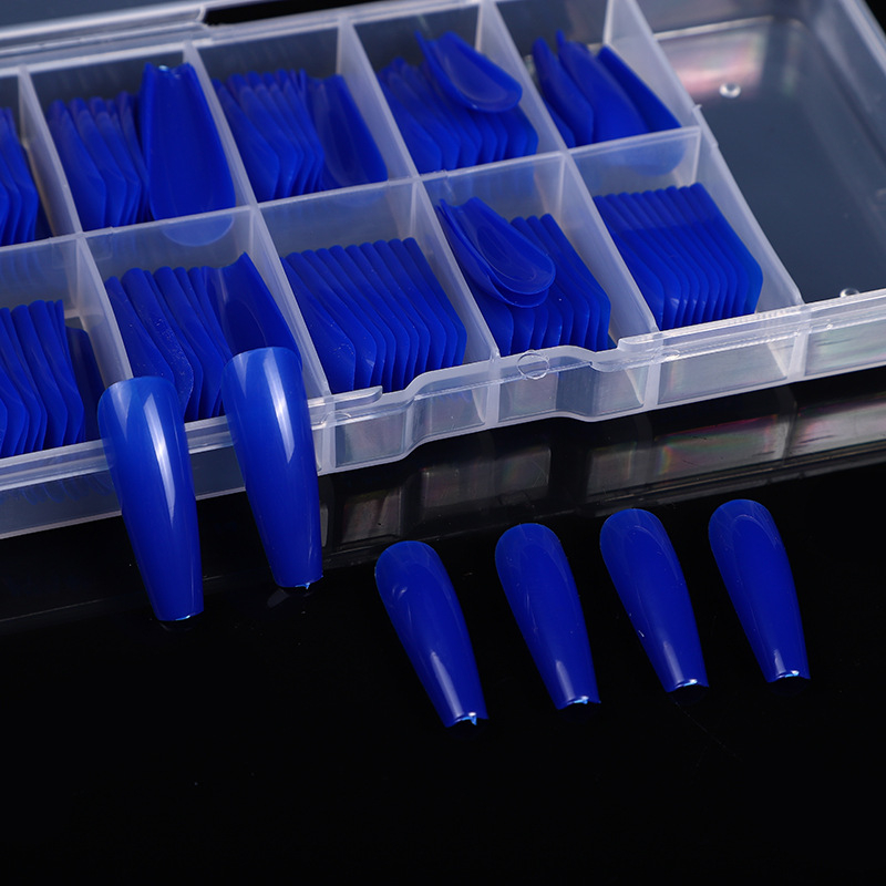 Punane ühevärviline balletisoomus 100 lk, karp pikk, punane, lilla, trapetsikujuline, kirstuga kunstküüned