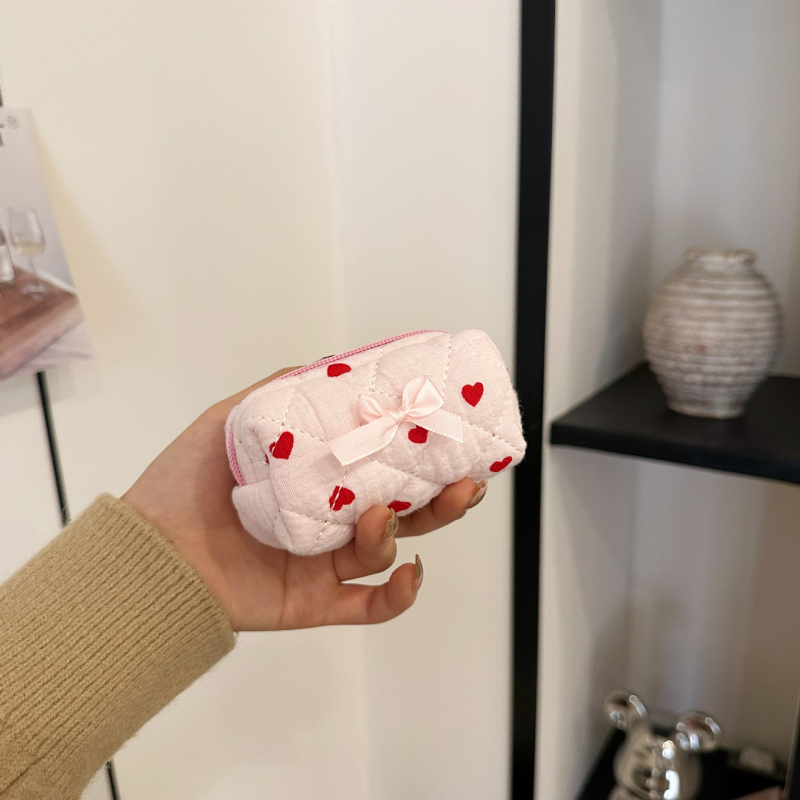 Tüdrukute südamekujulise lipsuga meigikott, naiste suure mahutavusega kaasaskantav tualett-tarvete kott, reisikott, tehase otsemüük