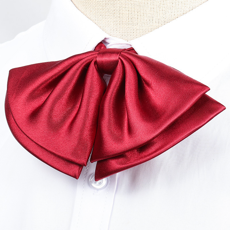 Femeii cu guler profesional, cu flori, stewardesă, studentă, haine de lucru, uniformă, cămașă, cu dantelă, papion gratuit