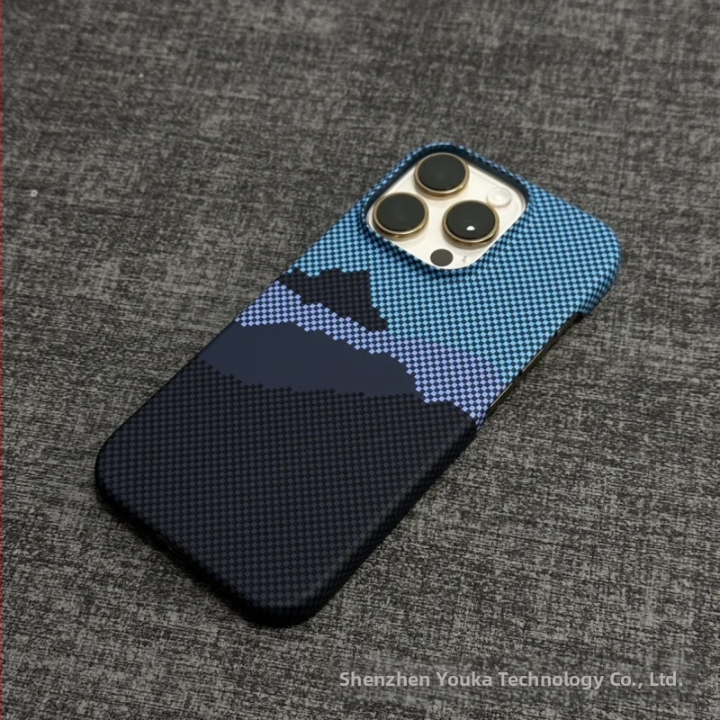 Poolpakk sobib Iphone17Promax mobiiltelefoni ümbrisele, süsinikkiust mustriga magnetiline Apple 16 üliõhuke kukkumisvastane ümbris