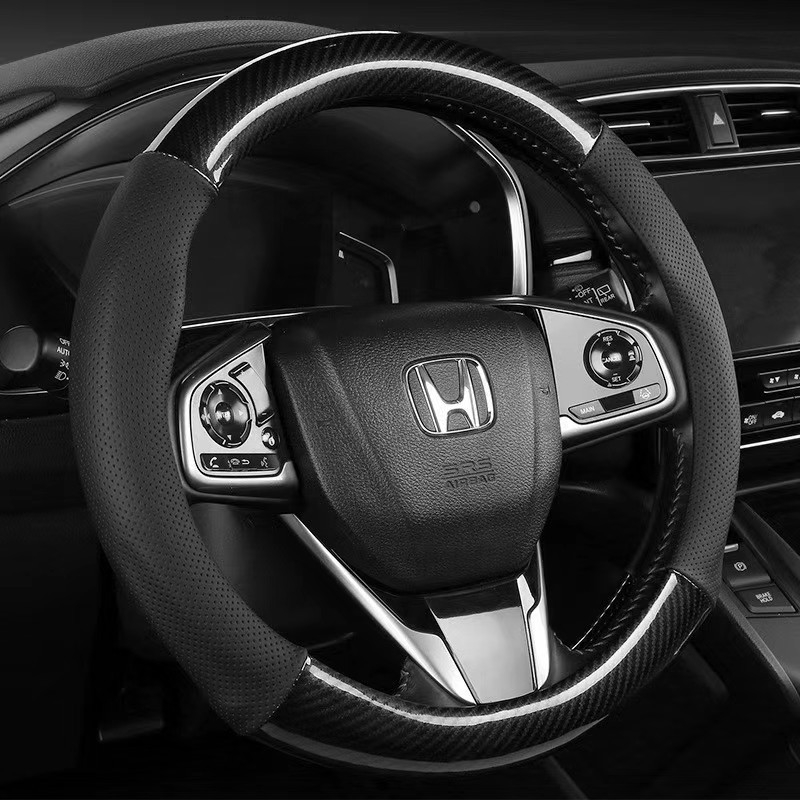 Hulgimüük auto rooliratta kate piiriülene hingav süsinikkiust sportmudel nelja aastaaja universaalne libisemisvastane mugav kulumiskindel käepideme kate