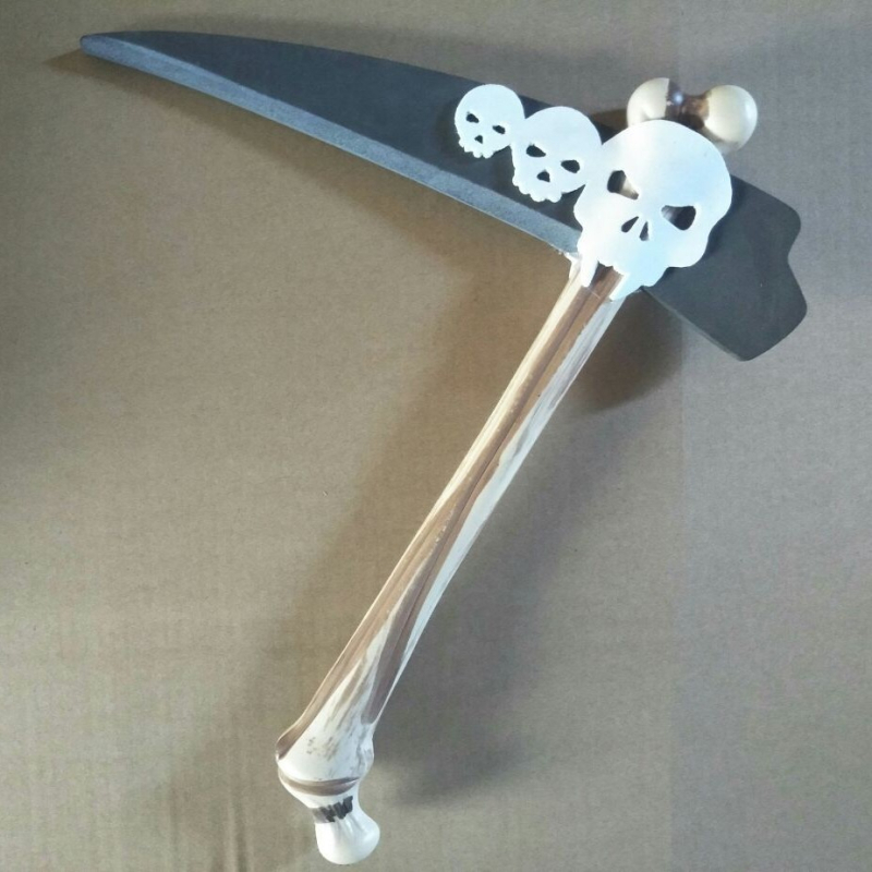 Euroopa ja Ameerika Halloweeni meigikostüümi relvarekvisiidid COSPLAY riietus EVA ühe kirvega labidaga sirbiga mänguasjade hulgimüük