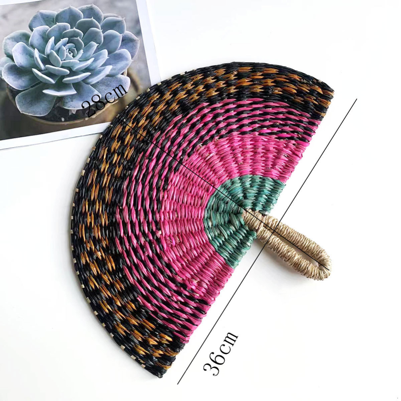 Vietnamist imporditud käsitsi kootud lehvik merevetikatest kootud lehvik igapäevane stiilis Aafrika elementidega seinakaunistus suvel