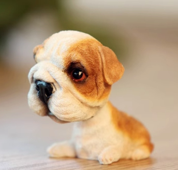 Piiriülesed bobblehead-koerakaunistused, loomingulised ja armsad autokaunistused, armsad koera- ja kassisimulatsiooninukud, maailmakuulsad koerad