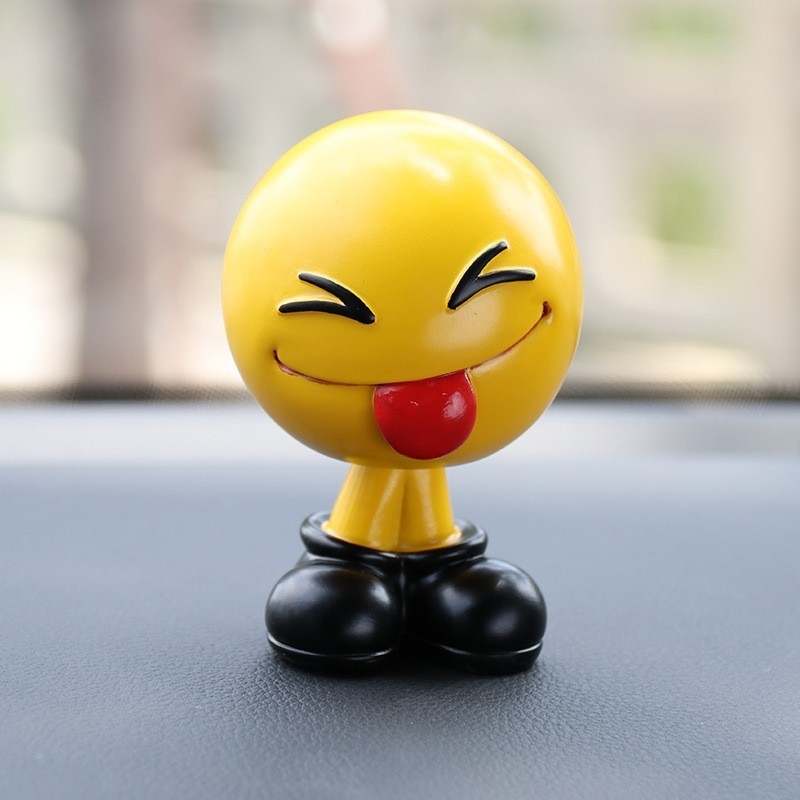 Loominguline Bobbleheadi väljenduspakk Armas koomiksiauto salong Auto isikupärastatud kaunistustarbed Internet Kuulsuste auto Liqi