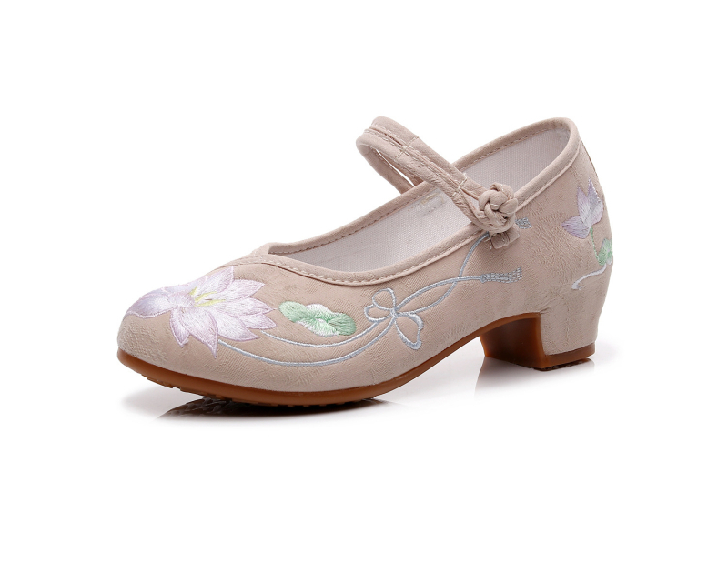 Nauji siuvinėti bateliai, moteriški kiniško stiliaus arklio veido bateliai, šokių bateliai, moteriški senovinio stiliaus cheongsam bateliai, Hanfu bateliai, moteriški siuvinėti aukštakulniai