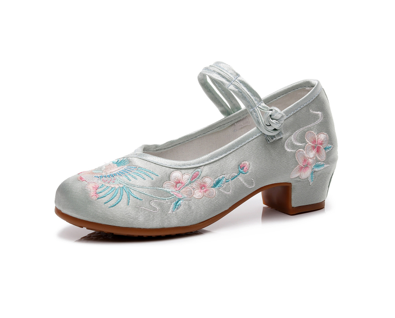 Nauji siuvinėti bateliai, moteriški kiniško stiliaus arklio veido bateliai, šokių bateliai, moteriški senovinio stiliaus cheongsam bateliai, Hanfu bateliai, moteriški siuvinėti aukštakulniai