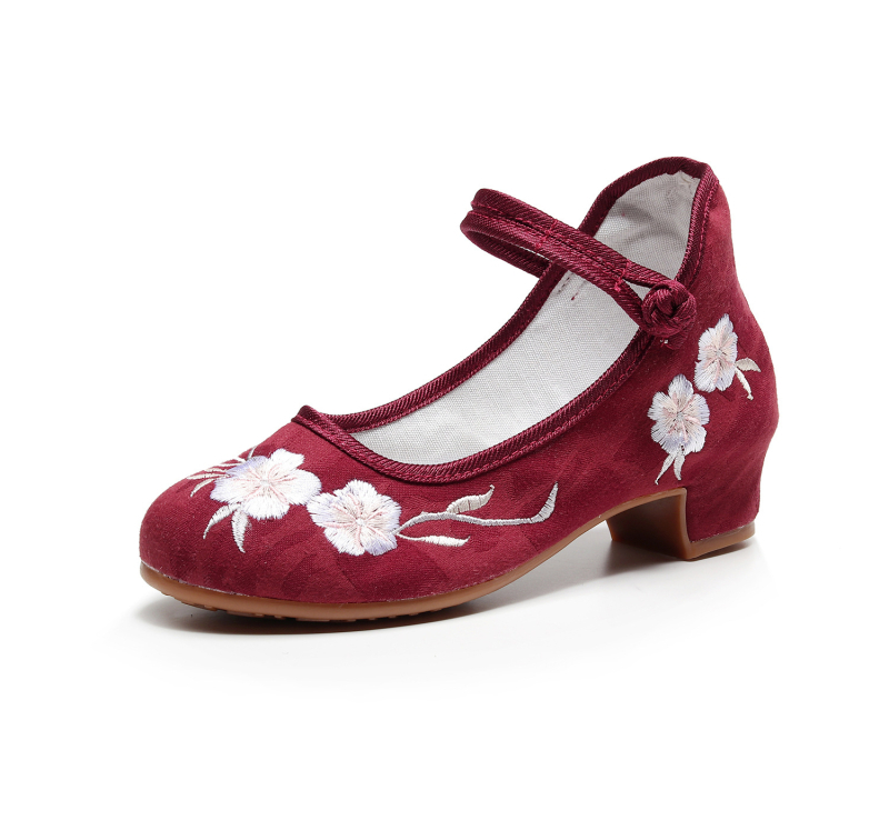 Nauji siuvinėti bateliai, moteriški kiniško stiliaus arklio veido bateliai, šokių bateliai, moteriški senovinio stiliaus cheongsam bateliai, Hanfu bateliai, moteriški siuvinėti aukštakulniai