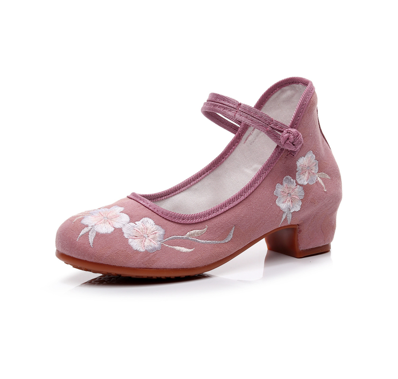 Nauji siuvinėti bateliai, moteriški kiniško stiliaus arklio veido bateliai, šokių bateliai, moteriški senovinio stiliaus cheongsam bateliai, Hanfu bateliai, moteriški siuvinėti aukštakulniai