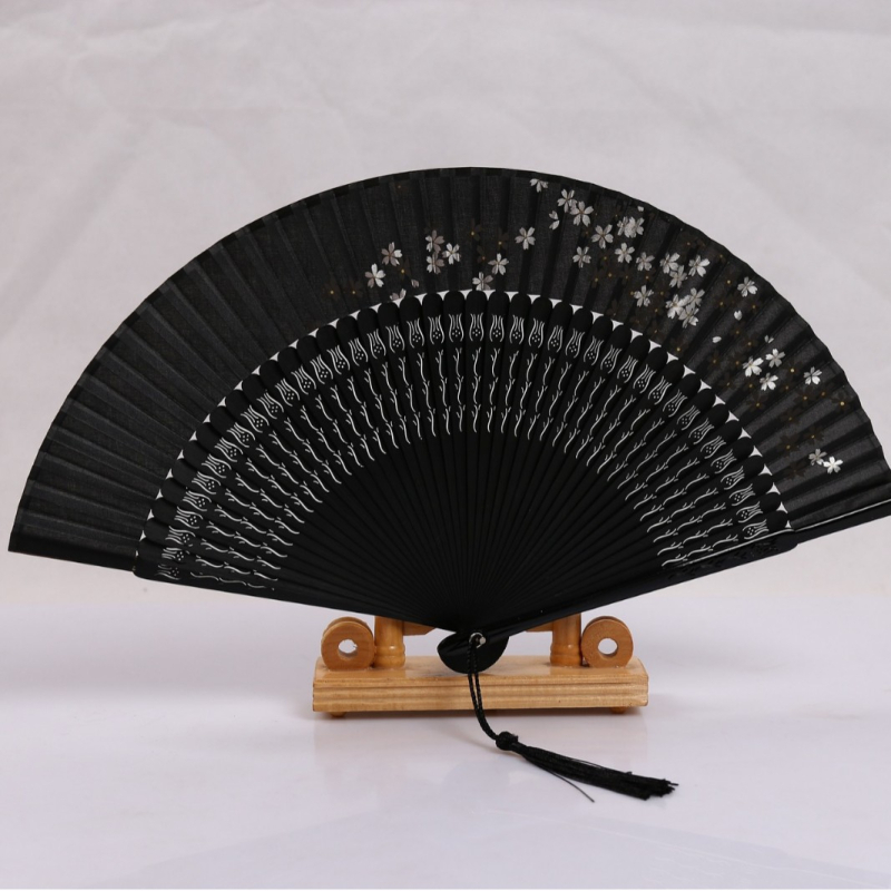 Maaliline lehvik, punane võrk, õõnesrealine lehvik, antiikne lehvik, Hiina tantsulehvik, kokkupandav lehvik, naiste riidest lehvik, Hiina Vabariigi lehvik