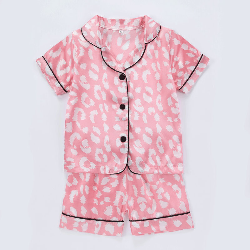 Suvised uued laste armsad trükitud pidžaamad poistele ja tüdrukutele, universaalsed vabaaja stiilis koduriided, lühikeste varrukatega lühikeste pükste komplekt