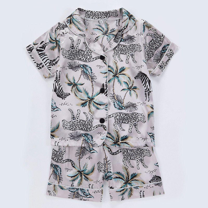 Suvised uued laste armsad trükitud pidžaamad poistele ja tüdrukutele, universaalsed vabaaja stiilis koduriided, lühikeste varrukatega lühikeste pükste komplekt