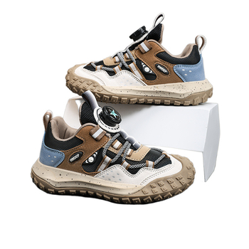 Poiste tossud kevadel ja sügisel lastele pöörleva pandlaga torniga kingad, moodsed jooksujalatsid