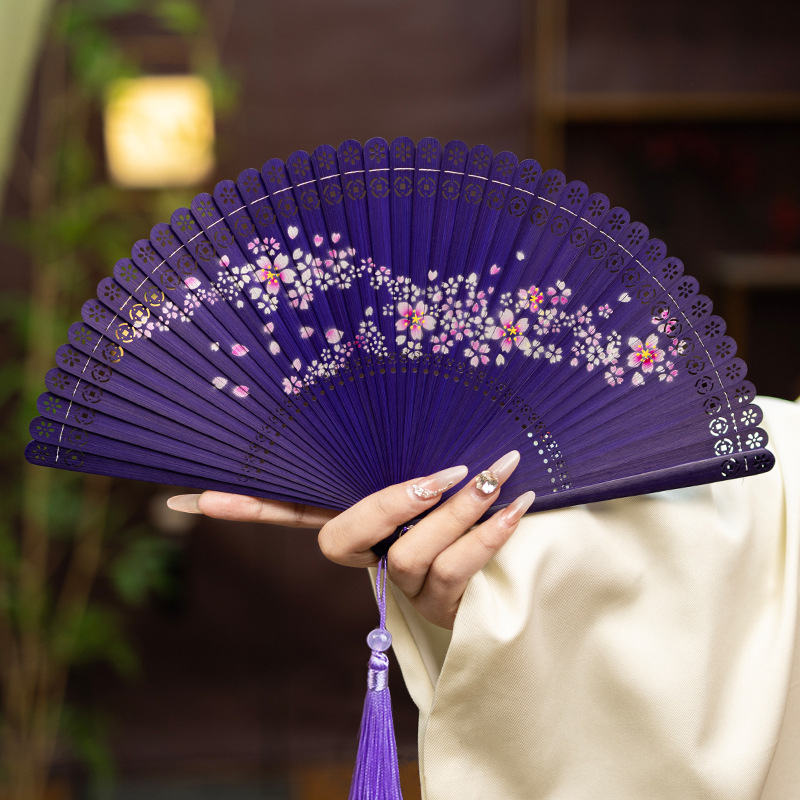 Hulgimüük Hiina stiilis täisbambusest nikerdatud õõnes Jaapani stiilis antiikne kokkupandav lehvik meestele ja naistele, käsitöö, punane ja must väike tantsulehv