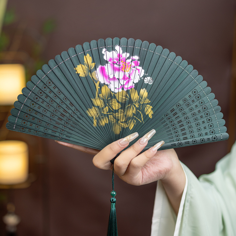 Hulgimüük Hiina stiilis täisbambusest nikerdatud õõnes Jaapani stiilis antiikne kokkupandav lehvik meestele ja naistele, käsitöö, punane ja must väike tantsulehv