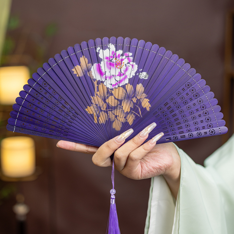 Hulgimüük Hiina stiilis täisbambusest nikerdatud õõnes Jaapani stiilis antiikne kokkupandav lehvik meestele ja naistele, käsitöö, punane ja must väike tantsulehv