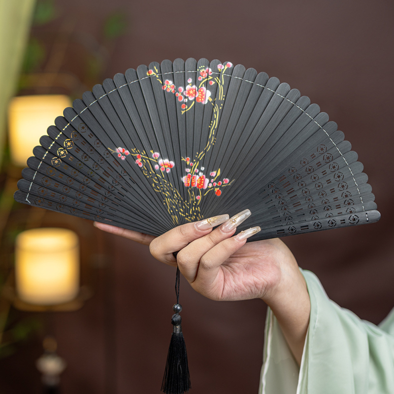 Hulgimüük Hiina stiilis täisbambusest nikerdatud õõnes Jaapani stiilis antiikne kokkupandav lehvik meestele ja naistele, käsitöö, punane ja must väike tantsulehv