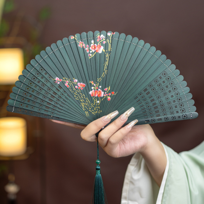 Hulgimüük Hiina stiilis täisbambusest nikerdatud õõnes Jaapani stiilis antiikne kokkupandav lehvik meestele ja naistele, käsitöö, punane ja must väike tantsulehv