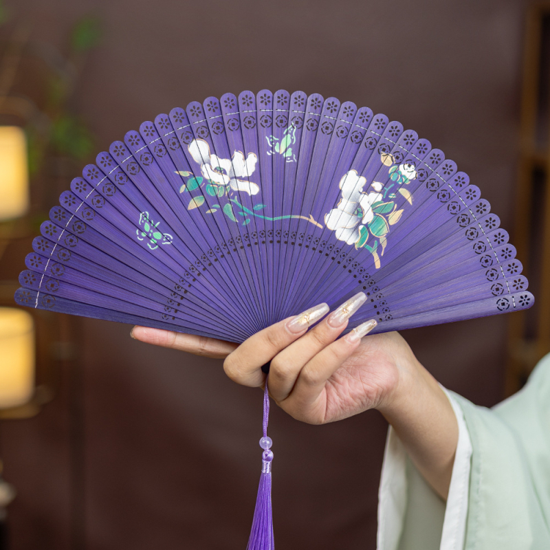 Hulgimüük Hiina stiilis täisbambusest nikerdatud õõnes Jaapani stiilis antiikne kokkupandav lehvik meestele ja naistele, käsitöö, punane ja must väike tantsulehv