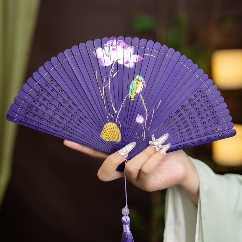 Hulgimüük Hiina stiilis täisbambusest nikerdatud õõnes Jaapani stiilis antiikne kokkupandav lehvik meestele ja naistele, käsitöö, punane ja must väike tantsulehv