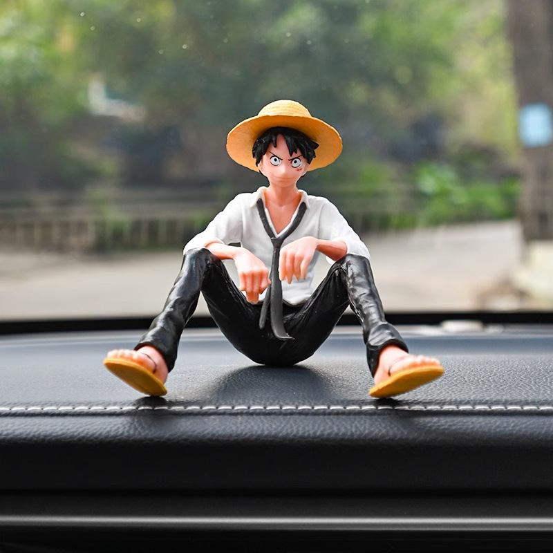 Autokaunistused, animefiguurid, loomingulised seksikad auto keskkonsooli kaunistused, autosalongi aksessuaarid, aroomiteraapia, meestele mõeldud internetikuulsused