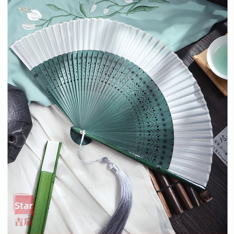 Hele Zhu ühevärviline gradientventilaator Uus hiina hommikukleidi fotograafia rekvisiidid Klassikaline kokkupandav ventilaator Interneti kuulsuste pulmapruut hiina stiilis