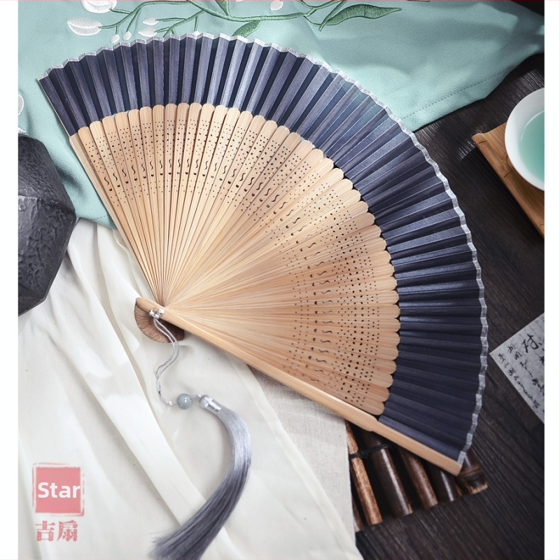 Hele Zhu ühevärviline gradientventilaator Uus hiina hommikukleidi fotograafia rekvisiidid Klassikaline kokkupandav ventilaator Interneti kuulsuste pulmapruut hiina stiilis