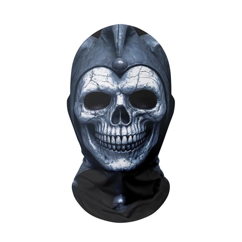 Piiriülene halloweeni jõulude ajal naljakas karnevali peakate, kuri verd sülitav klounimask, punase ninaga peakate