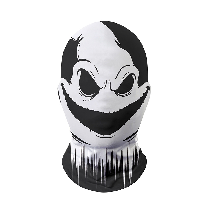 Piiriülene halloweeni jõulude ajal naljakas karnevali peakate, kuri verd sülitav klounimask, punase ninaga peakate