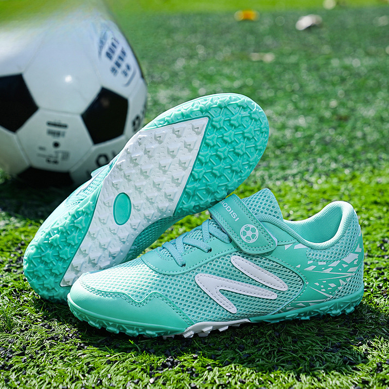 Elpojoši bērnu futbola apavi zēniem, sākumskolas skolēniem, pusaudžiem, atpūtas sportam, meitenēm, nolūzušiem nagiem 2025. gada pavasarim un vasarai