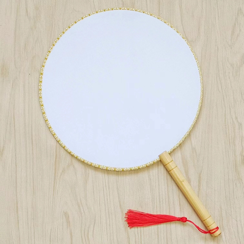 Traditsiooniline ümmargune lehvik tikandiaplikatsiooniga, käeshoitav lillelehvik, lehvikuribid, poolläbipaistev siiditaoline lehvikupind, ärikingitus