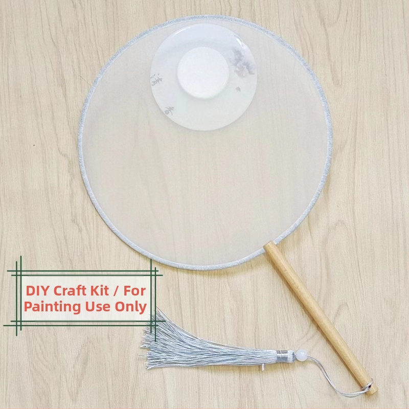 Traditsiooniline ümmargune lehvik tikandiaplikatsiooniga, käeshoitav lillelehvik, lehvikuribid, poolläbipaistev siiditaoline lehvikupind, ärikingitus