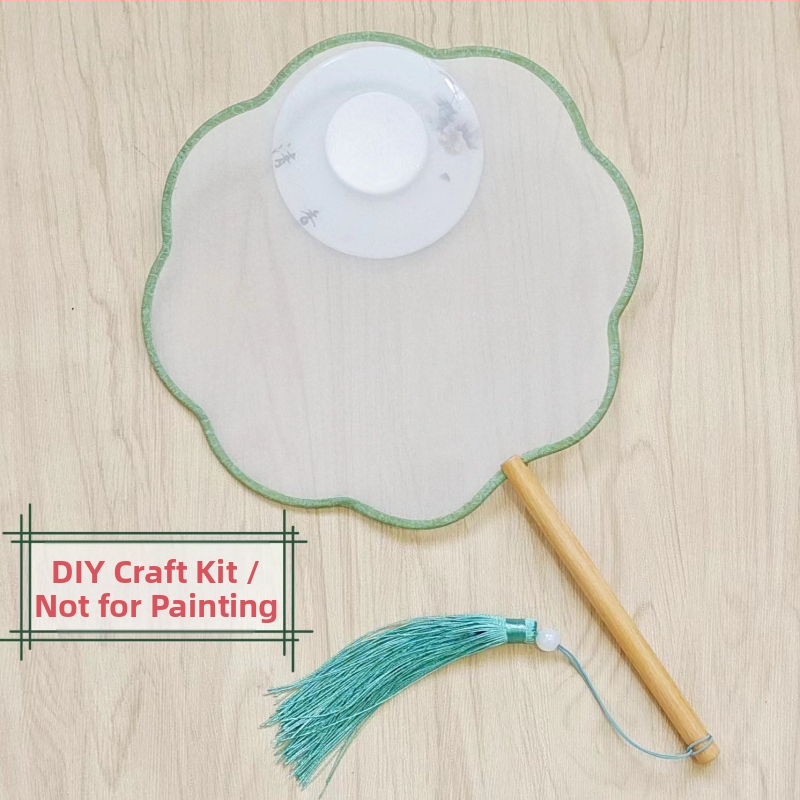 Traditsiooniline ümmargune lehvik tikandiaplikatsiooniga, käeshoitav lillelehvik, lehvikuribid, poolläbipaistev siiditaoline lehvikupind, ärikingitus