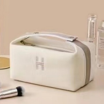 Kohandatud logoga lõuendikosmeetikakott, moodne õlakott, uhke ja suure mahutavusega reisitarvete kott