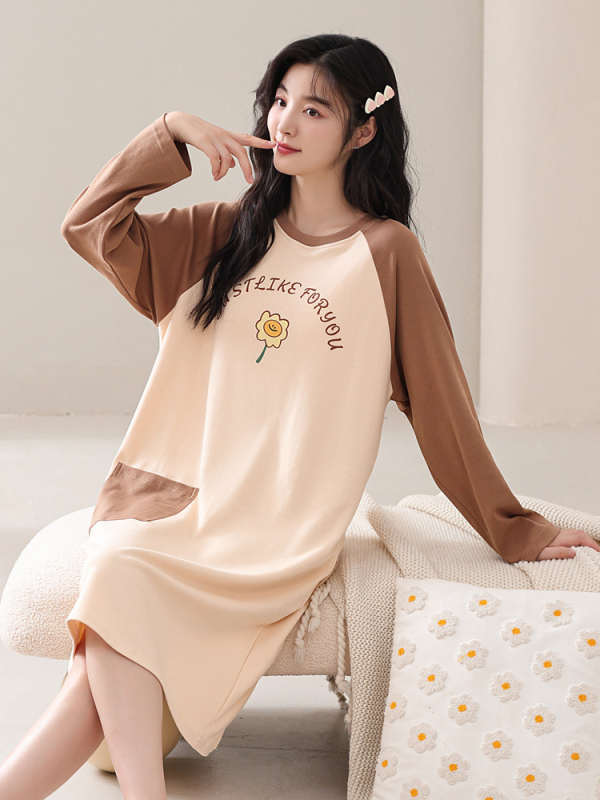 Naiste kevad- ja sügispidžaamad rinnapadjaga, ühes tükis öösärk, puuvillane pikkade varrukatega, pluss-suuruses kleit, koduriided