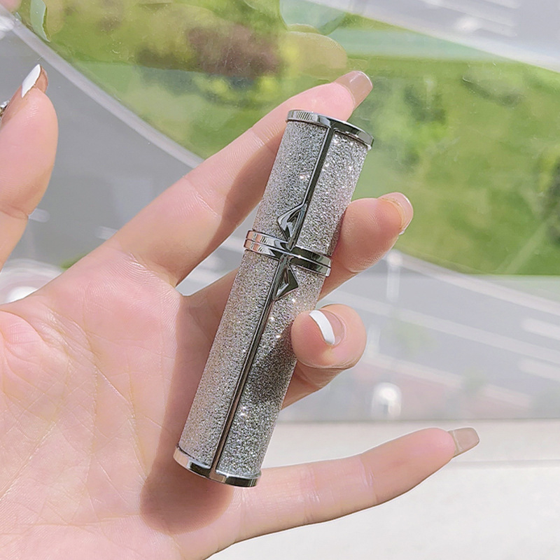 Tipptasemel kaasaskantav miniparfüümipudel, korduvtäidetav parfüümipudel, väike tühi pudel põhjaga, isepumpav pihustuspudel laos